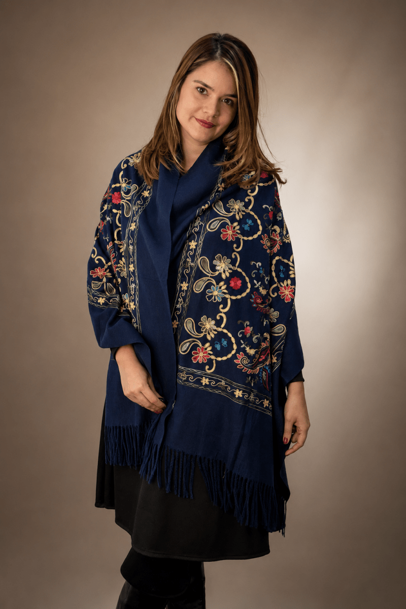 Echarpe Bordado Flanelado - Naguirre Shop