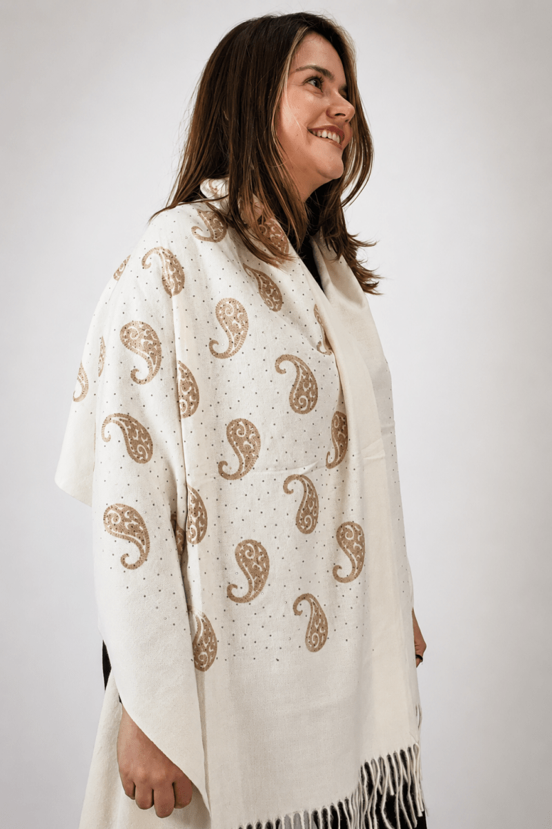 Echarpe Bordado Flanelado - Naguirre Shop