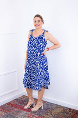 Vestido Paty – Decote Redondo e Alças Ajustáveis em Crepe