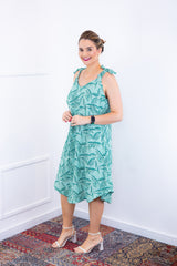Vestido Paty – Decote Redondo e Alças Ajustáveis em Crepe