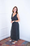 Vestido Regata Longuete com Decote V em Viscolinho Gabriela