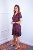 Vestido com Babado Gola V e Manga Curta Verona BF