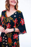 Vestido Decote V Manga Morcego em Viscolinho Sabrina
