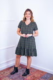 Vestido com Babado Gola V e Manga Curta Verona BF
