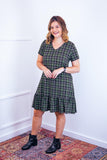Vestido com Babado Gola V e Manga Curta Verona BF