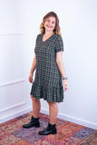 Vestido com Babado Gola V e Manga Curta Verona BF