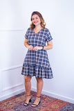 Vestido com Babado Gola V e Manga Curta Verona BF