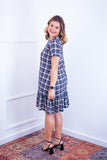 Vestido com Babado Gola V e Manga Curta Verona BF