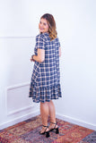 Vestido com Babado Gola V e Manga Curta Verona BF