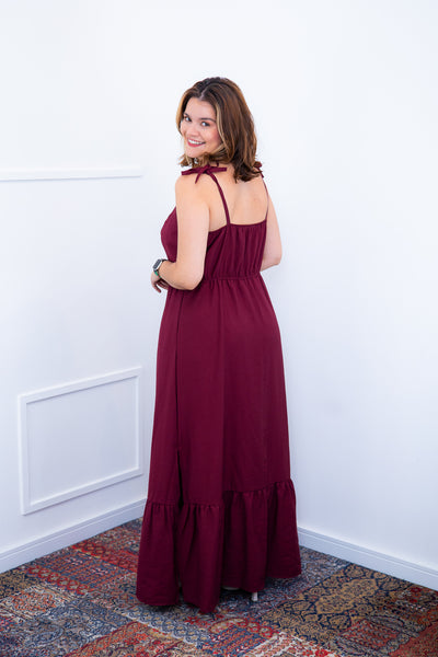 Vestido Longo Luísa – Alcinha Ajustável em Viscose Marrant com Fenda Lateral