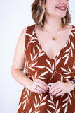 Vestido Regata Longuete com Decote V em Viscolinho Gabriela