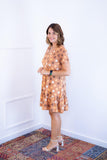 Vestido com Babado Gola V e Manga Curta Verona