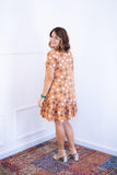 Vestido com Babado Gola V e Manga Curta Verona