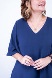 Vestido Midi de Duas Camadas Decote V com Manga Morcego em Crepe Lívia