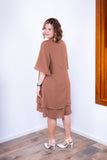 Vestido Midi de Duas Camadas Decote V com Manga Morcego em Crepe Lívia