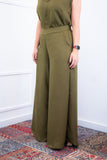 Calça Maxi Renata – Pantalona em Linho Light com Bolsos Laterais