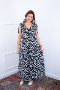 Macacão Caribe - Pantalona em Crepe com Decote V - Naguirre Shop