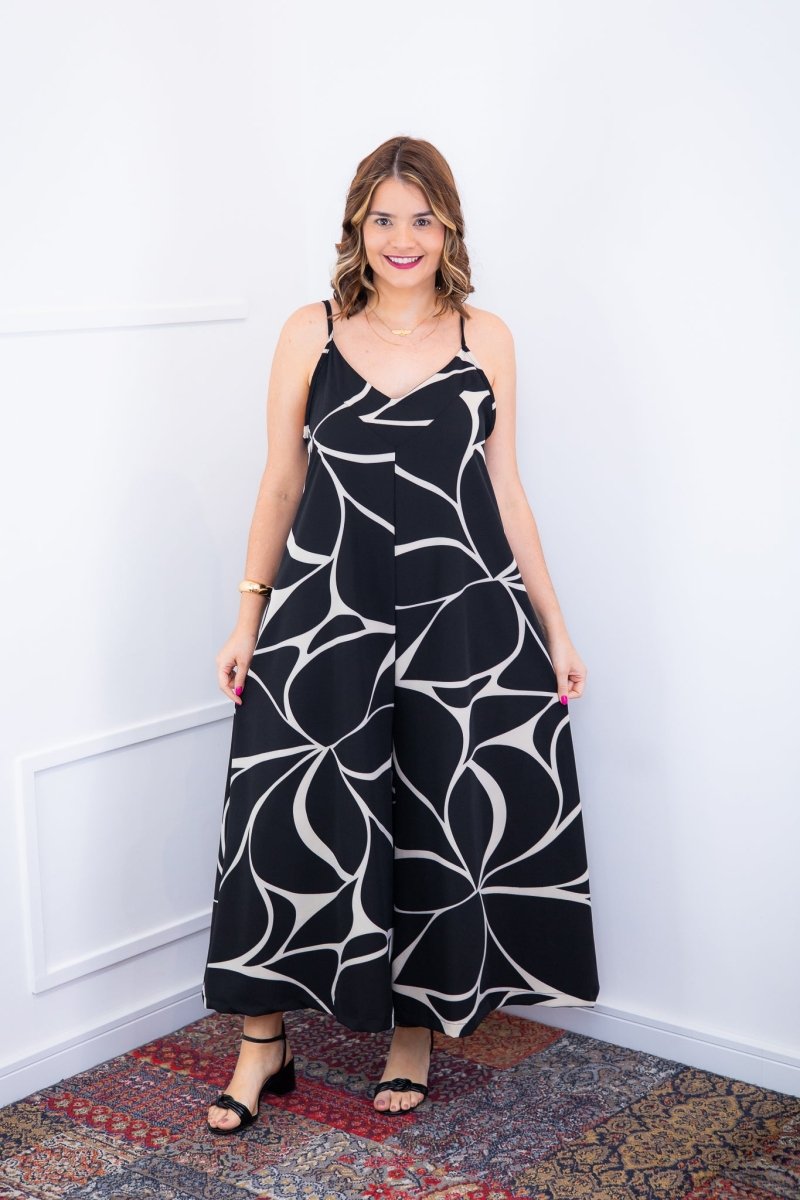 Macacão Grécia – Pantalona em Crepe com Alça Ajustável - Naguirre Shop