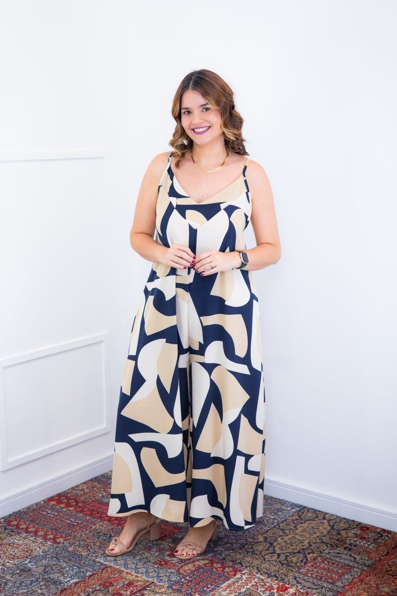 Macacão Grécia – Pantalona em Crepe com Alça Ajustável - Naguirre Shop