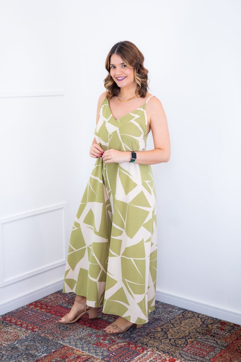 Macacão Grécia – Pantalona em Crepe com Alça Ajustável - Naguirre Shop