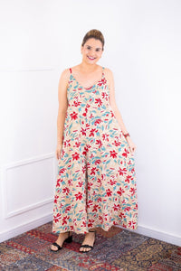 Macacão Grécia – Pantalona em Crepe com Alça Ajustável - Naguirre Shop
