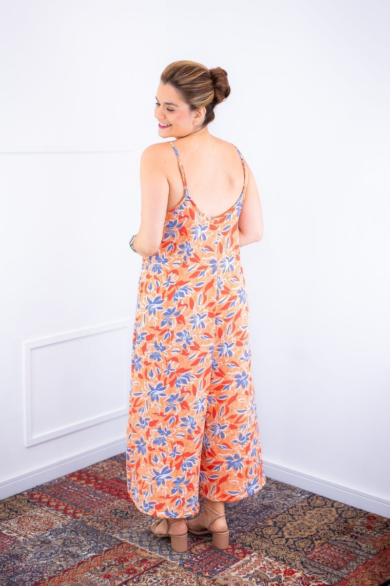 Macacão Grécia – Pantalona em Crepe com Alça Ajustável - Naguirre Shop