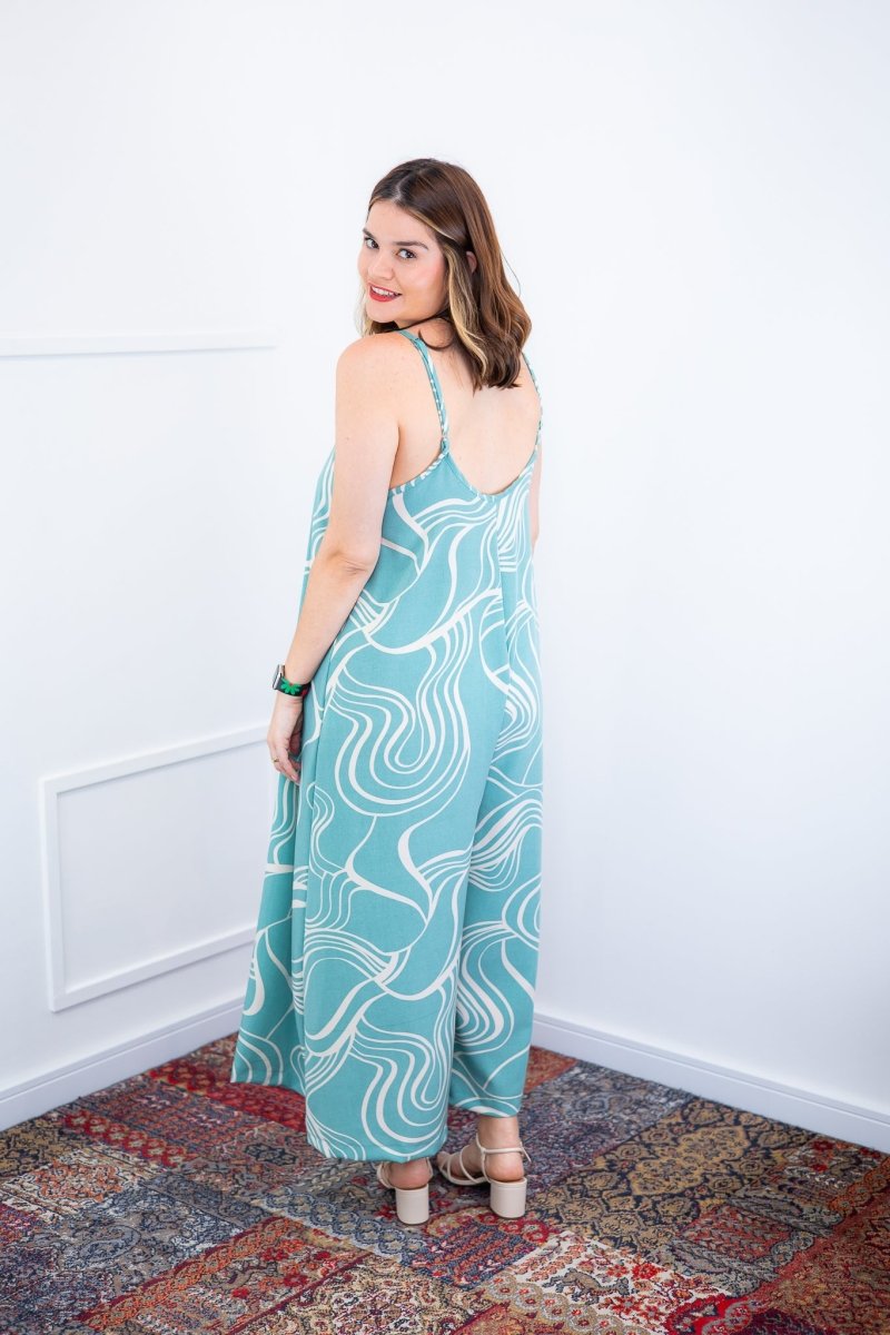 Macacão Grécia – Pantalona em Crepe com Alça Ajustável - Naguirre Shop