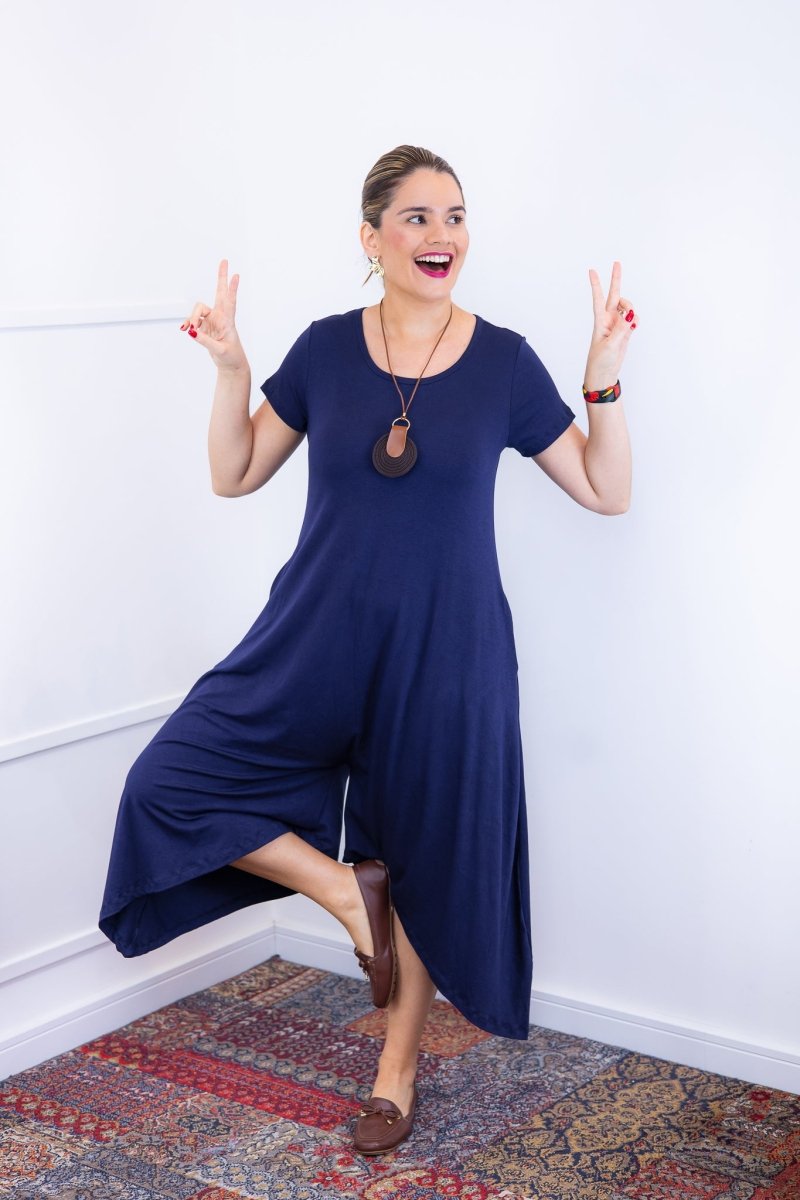 Macacão Origem - Gola Redonda com Barra Triangular em Viscolycra - Naguirre Shop