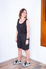 Macaquinho Dani - Regata com Bolsos Midi em Malha Confort - Naguirre Shop