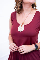 Macaquinho Dani - Regata com Bolsos Midi em Malha Confort - Naguirre Shop