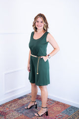 Macaquinho Dani - Regata com Bolsos Midi em Malha Confort - Naguirre Shop