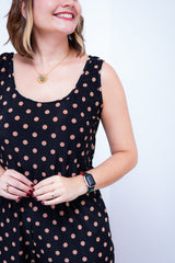 Macaquinho Dani - Regata com Bolsos Midi em Malha Confort - Naguirre Shop