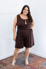 Macaquinho Dani - Regata com Bolsos Midi em Malha Confort - Naguirre Shop