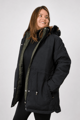 Parka que vira Casaco Puffer em Sarja Premium com Bolsos e Capuz Oversized - Naguirre Shop