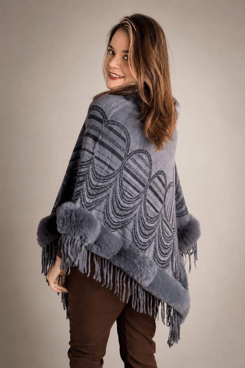 Poncho Andes com Pelúcia e Franjas - Naguirre Shop