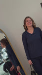 Stories de Conjunto Zurique - Lãzinha com Blusa Gola V e Calça Pantalona com Bolsos Faca