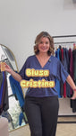 Stories de Blusa Cristina - Com Manga Morcego Gola V em Malha Confort