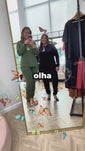 Stories de Conjunto Copenhaguen - Lãzinha Gola Redonda Calça Jogger Com Bolsos