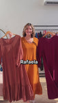 Stories de Vestido Rafaela - Longuete com Babado Gola V em Viscolinho