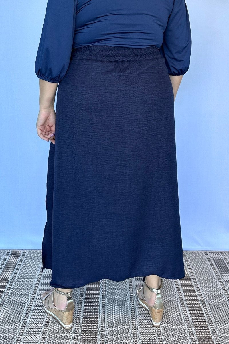 Saia Longa Luna – Com Fenda Lateral e Pontas Assimétricas em Linho Light - Naguirre Shop