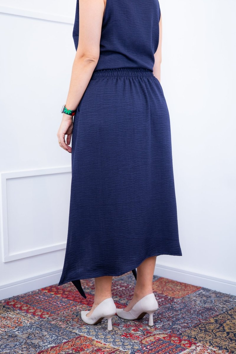 Saia Longa Luna – Com Fenda Lateral e Pontas Assimétricas em Linho Light - Naguirre Shop