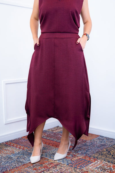 Saia Longa Luna – Com Fenda Lateral e Pontas Assimétricas em Linho Light - Naguirre Shop