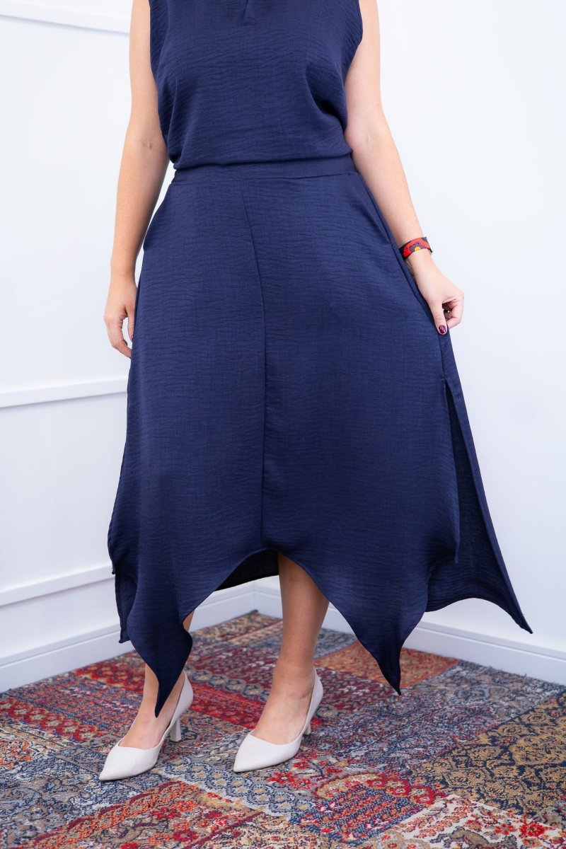 Saia Longa Luna – Com Fenda Lateral e Pontas Assimétricas em Linho Light - Naguirre Shop