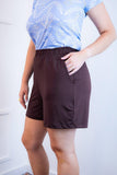 Shorts Regina - Bolsos Laterais em Malha Confort - Naguirre Shop
