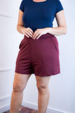 Shorts Regina - Bolsos Laterais em Malha Confort - Naguirre Shop