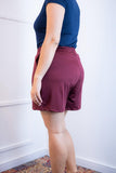 Shorts Regina - Bolsos Laterais em Malha Confort - Naguirre Shop