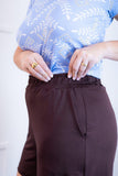 Shorts Regina - Bolsos Laterais em Malha Confort - Naguirre Shop
