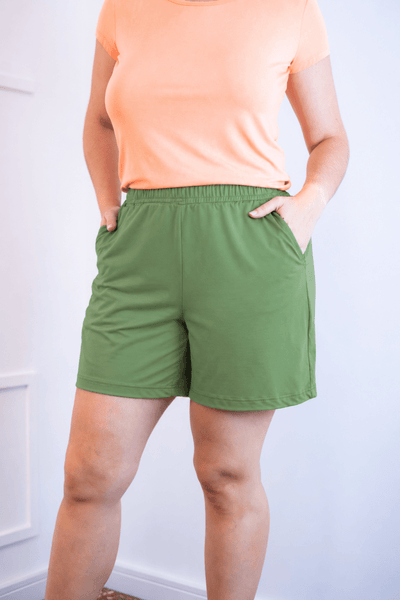 Shorts Regina - Bolsos Laterais em Malha Confort - Naguirre Shop