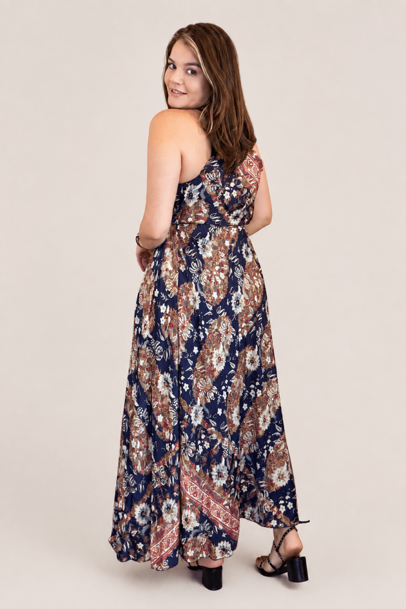 Vestido Amplo Longo Rani com Decote V ajustável e Saia Fluida - Naguirre Shop