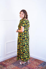 Vestido Antonella – Decote V com Fendas Laterais em Malha Confort - Naguirre Shop